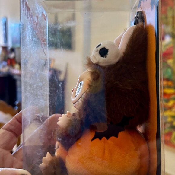 Labubu Pumpkin - Pop Mart - New in box! - Picture 4 of 12